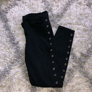 BDG size 27 high-rise black skinny jeans